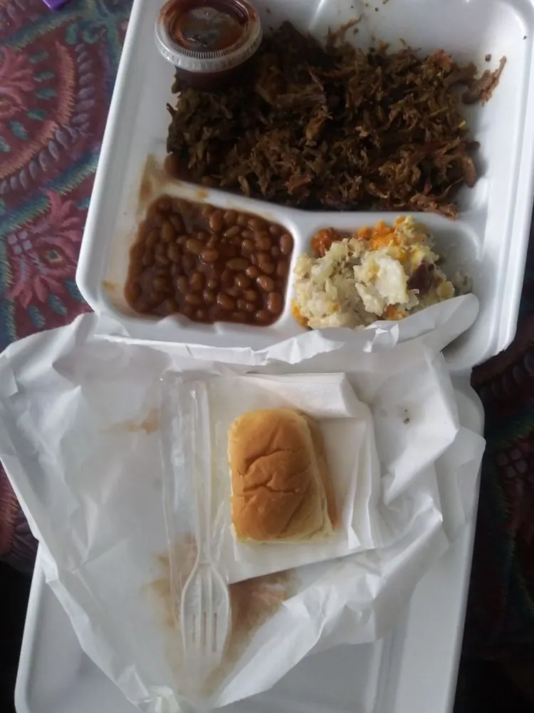 Pulled rib plate with a roll